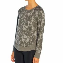 Cheap 🎉 Marika Black & Gray Abstract Camo Maison Tulip-Hem Scoop Neck Pullover - 👩 Women ❤️