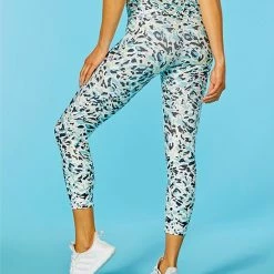 Buy 😀 Marika Blue Leopard Jade 22" Capri Leggings - 👩 Women ✔️ 9 Buy 😀 Marika Blue Leopard Jade 22" Capri Leggings - 👩 Women ✔️ -Marika Shop zu105506684 alt 6 tm1651598300