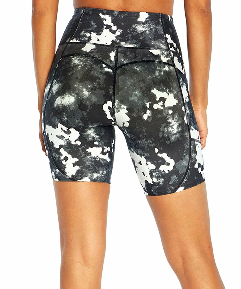 Flash Sale π Marika White & Black Ink Dip Pocket Lex 7" Bike Shorts - π© Women β - Image 4