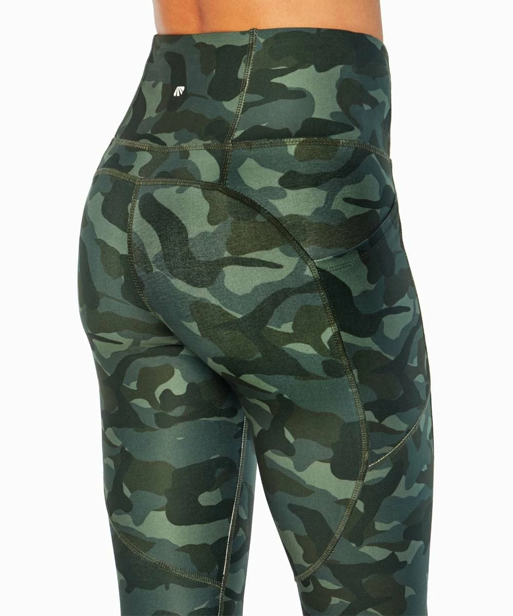 New ๐ Marika Thyme Cloudy Camo Edge Pocket 22'' Capri Leggings - ๐ฉ Women ๐คฉ - Image 2