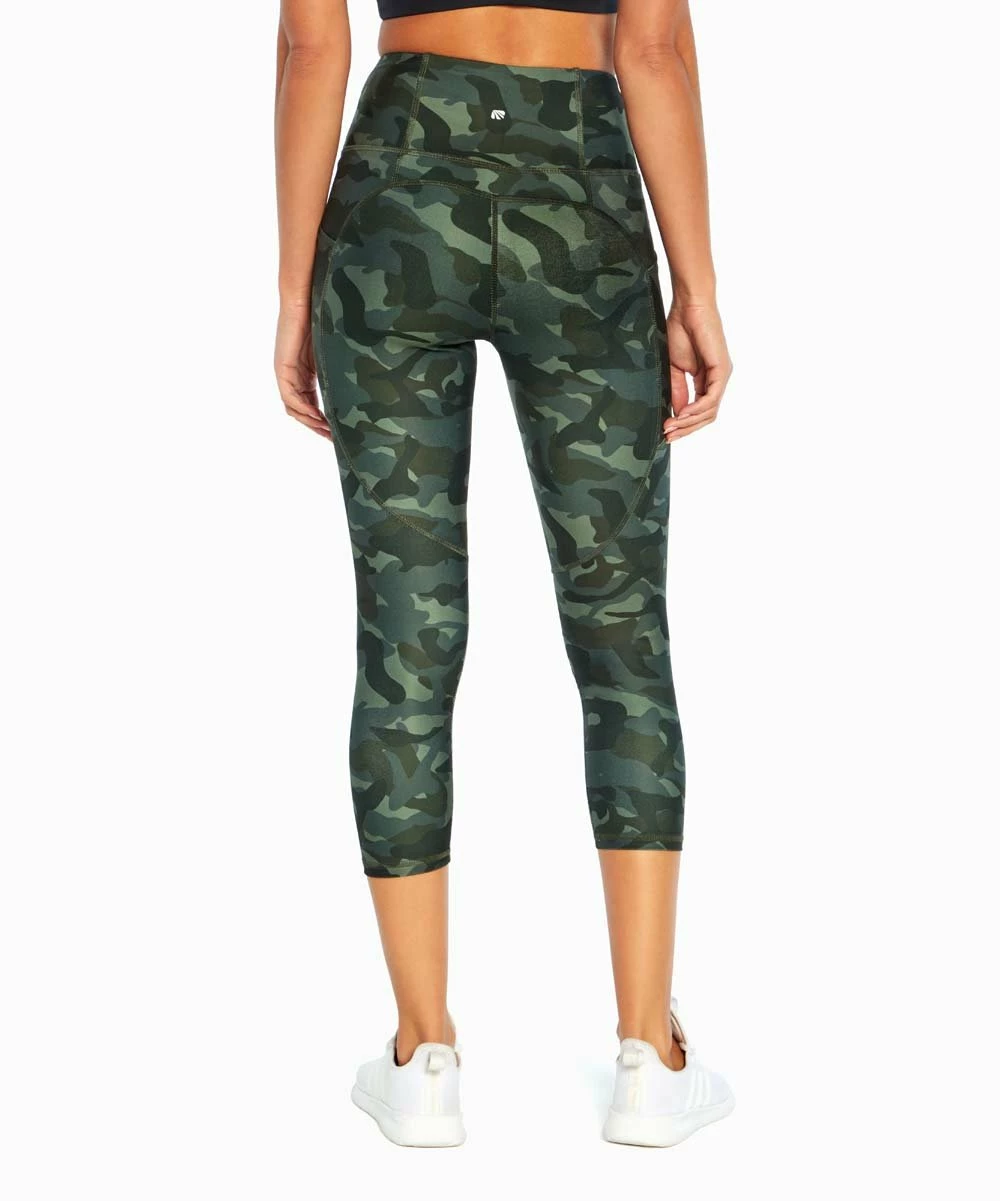 New ๐ Marika Thyme Cloudy Camo Edge Pocket 22'' Capri Leggings - ๐ฉ Women ๐คฉ - Image 5