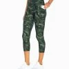 New 😍 Marika Thyme Cloudy Camo Edge Pocket 22'' Capri Leggings - 👩 Women 🤩